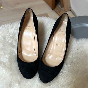 Christian Louboutin Black Suede pumps Sz. 41